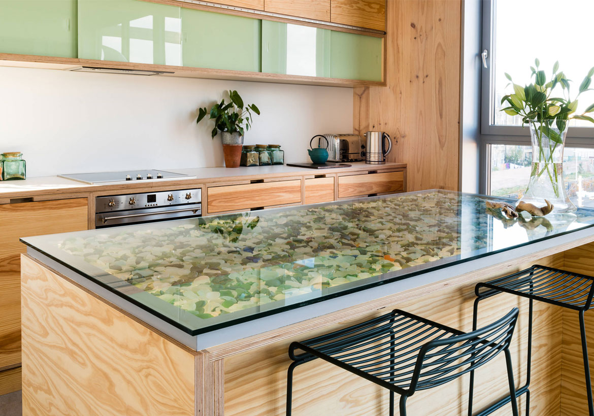 4个玻璃台面的想法，为你的下一个厨房或浴室改造